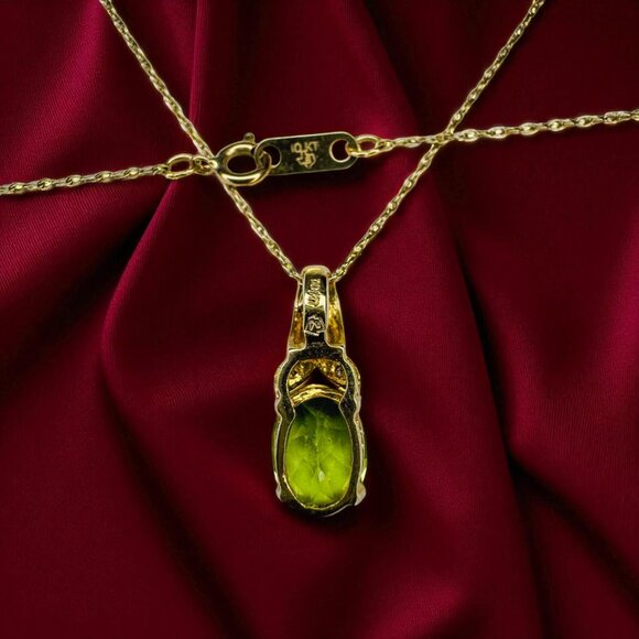VINTAGE- 10K Gold- Natural Peridot & Diamond Necklace -20" -1.32 Carat T.W- 1.4g - Picture 9 of 16